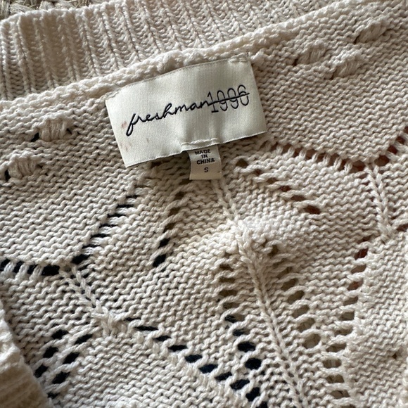 Women’s cream sweater - Picture 2 of 3